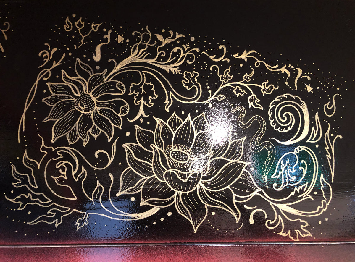 SNAKE & LOTUS
